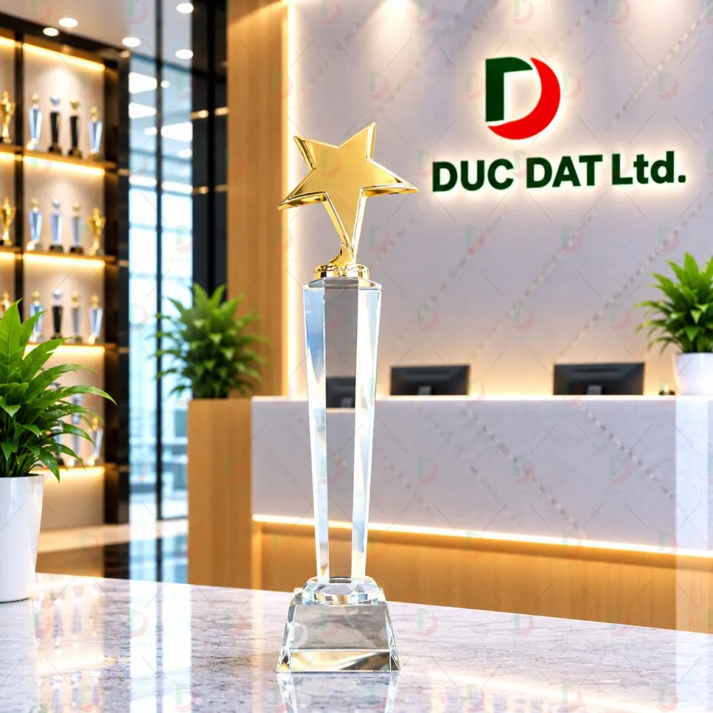 Cúp Pha Lê 047 Thân Cột Đính Ngôi Sao Kim Loại Vàng In UV Cao Cấp